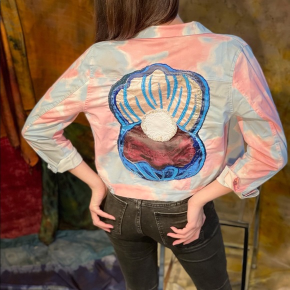 Hand Painted & Embroidered Oyster Jacket - Picture 4 of 4